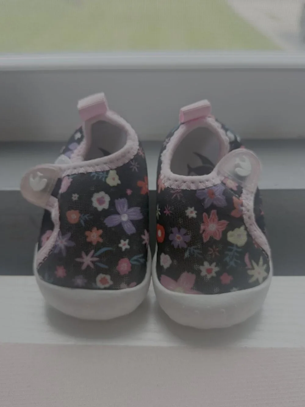 Floral Baby Girl Water Shoes Beach Pool Shoes Size 6-12 Months